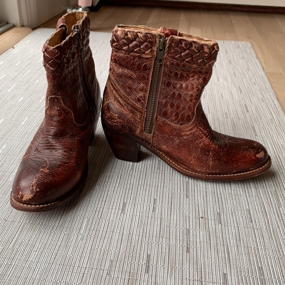 BED STU genuine leather western booties size 7.5